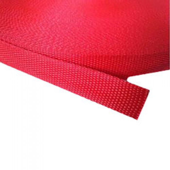 147 Стропа текстильная 25мм цв.красный(в рул.100м)