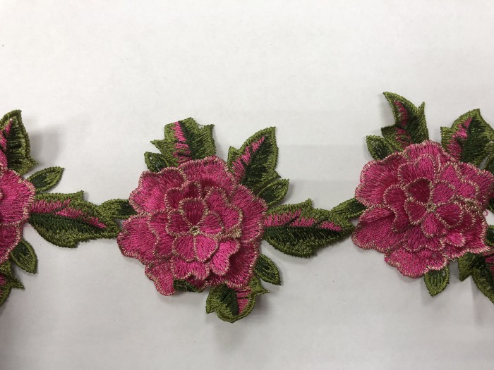 1605 Нашивка с цветами в рулоне цв.144 розовый(в упак.9м)