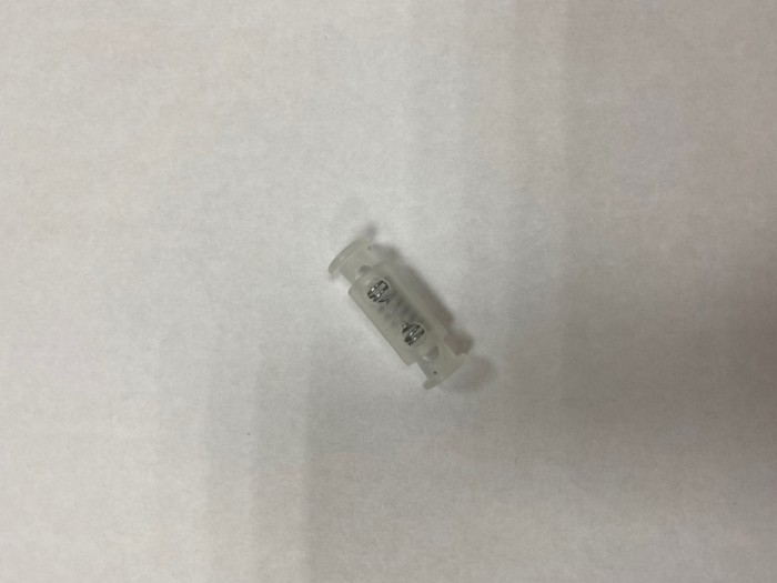 Цилиндр пластиковый двухсторонний двухдырочный цв.прозрачный(в упак.1000шт)